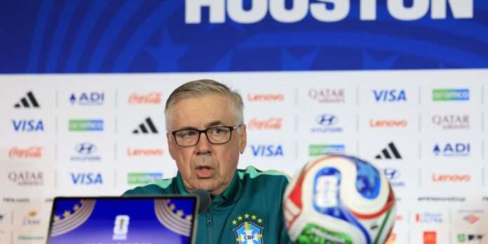 Ancelotti não revela escalação do Brasil antes da partida contra o Japão