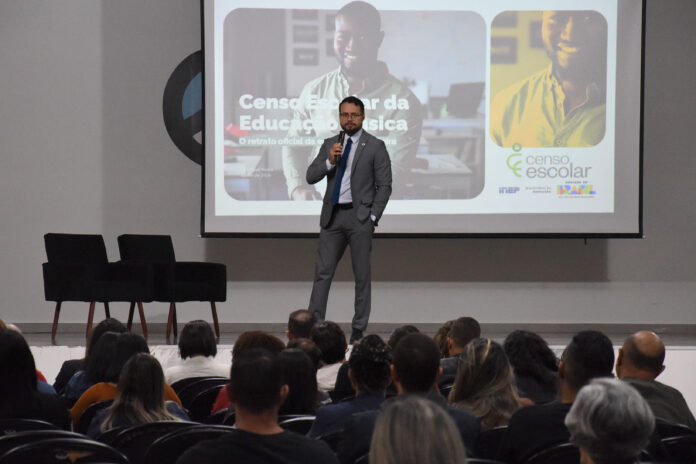 Iniciado treinamento do Educacenso para aprimorar planejamento da rede