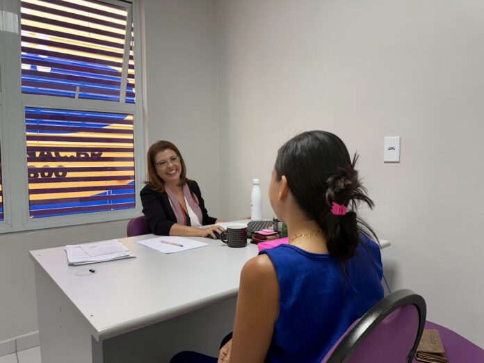 Centro de Referência da Mulher Brasileira disponibiliza apoio psicossocial gratuito no DF