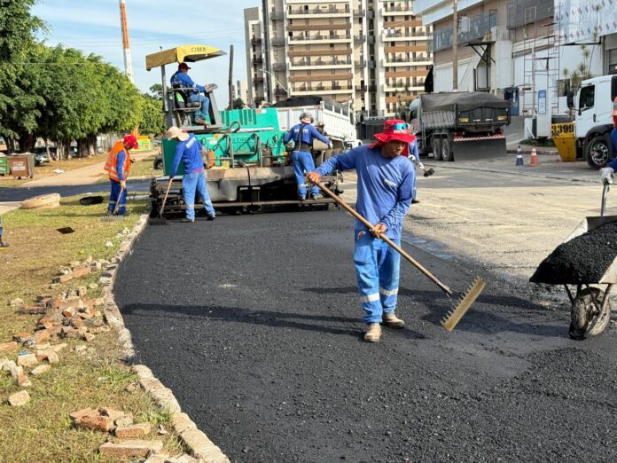 Novo asfalto contribui para a transformação urbana da Superquadra Park Sul