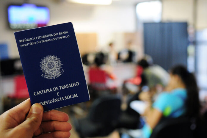 Semana inicia com 751 oportunidades de emprego nas agências do trabalhador