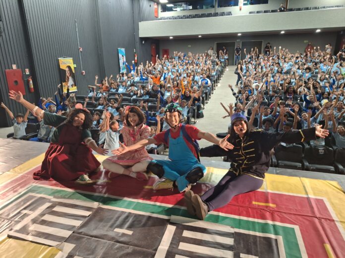 Mais de 900 estudantes participam do Programa Formativo de Promotores de Segurança Cidadã