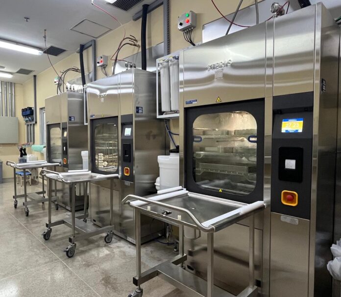 Novos equipamentos ampliam capacidade de esterelização de materias do HRSM