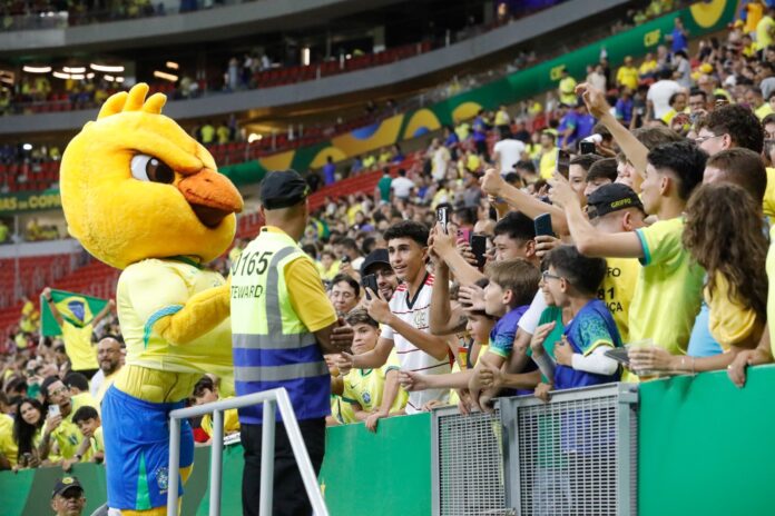 Servidores do DF poderão sair mais cedo em dias de jogos da seleção brasileira