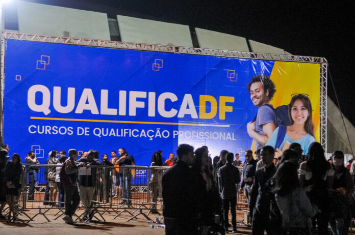 QualificaDF disponibiliza 12 mil vagas em cursos gratuitos de qualificação profissional