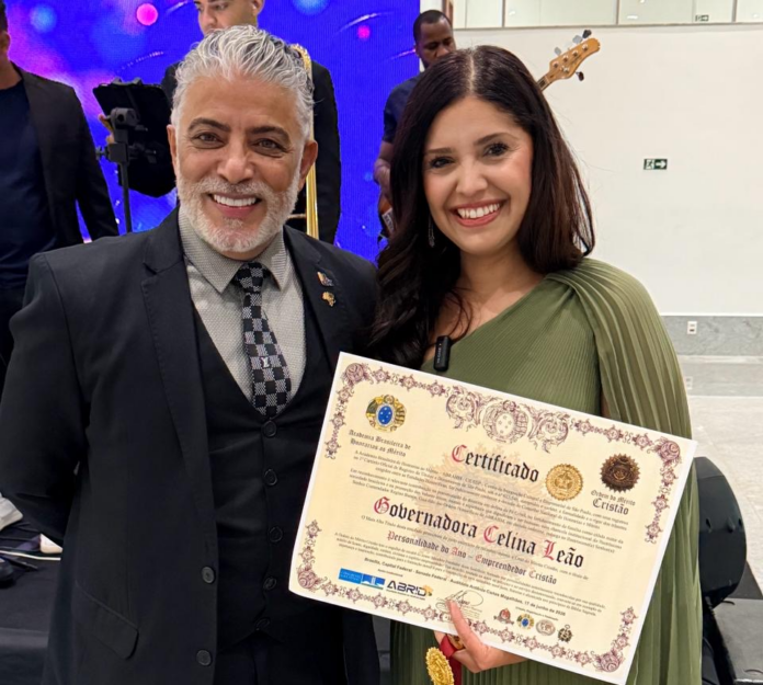 Governadora Celina Leão é agraciada com a Cruz do Mérito Empreendedor Juscelino Kubitschek