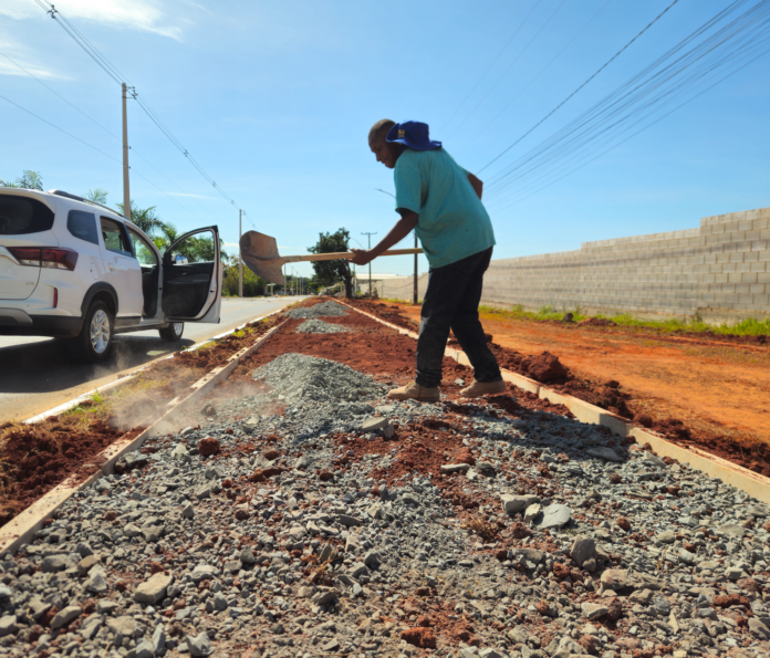 GDF destina quase R$ 2 milhões para a construção de novas calçadas no Riacho Fundo II