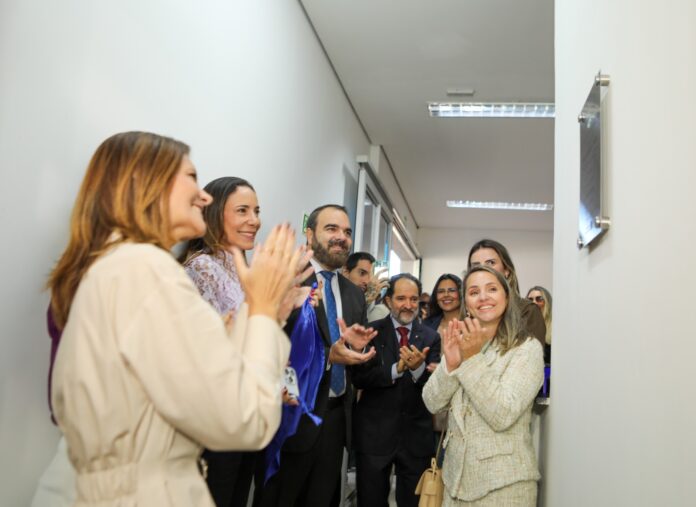 Sala Lilás é inaugurada e programa Viva Flor é ampliado no DF