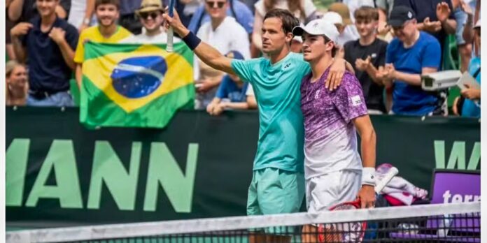 João Fonseca conquista o vice-campeonato na chave de duplas do ATP 500 de Halle