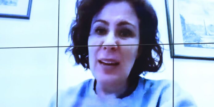 Justiça de São Paulo arquiva processo contra jornalista alvo de perseguição por Zambelli