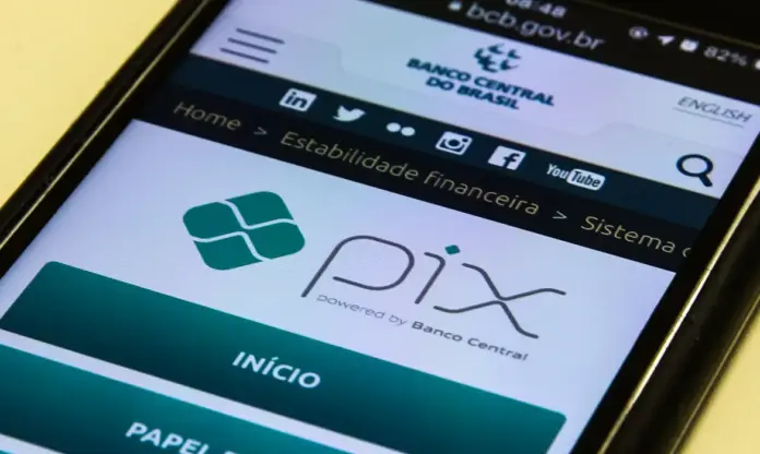 EUA atacam Pix e dizem que sistema brasileiro prejudica Visa, Mastercard e WhatsApp Pay