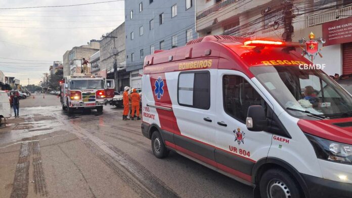 Incêndio atinge apartamento no Guará e morador é levado ao hospital após inalar fumaça