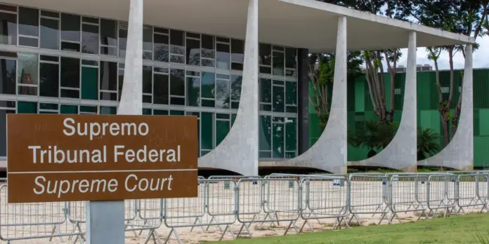 Defesa afirma que Bolsonaro não autorizou a utilização de vídeo de IA em convenção