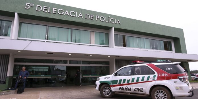 Polícia Civil do DF decide não indiciar Bolsonaro em caso de arma apreendida