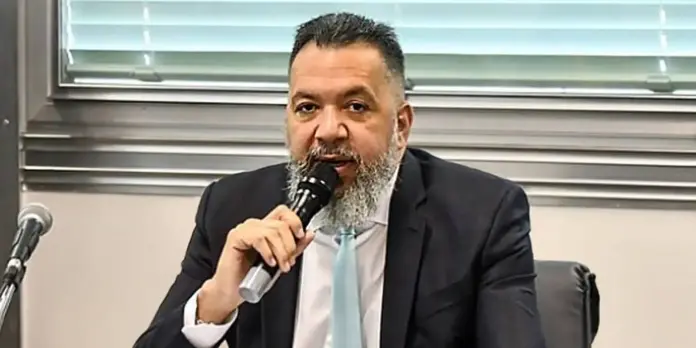 Moraes determina revogação do uso de tornozeleira para ex-prefeito de Belford Roxo