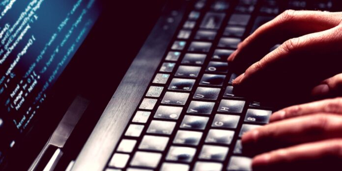 Anúncios fraudulentos sobre Desenrola Brasil induzem usuários ao erro nas redes sociais