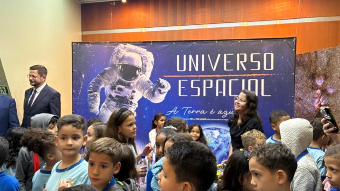 Exposição no Planetário de Brasília oferece experiências imersivas sobre exploração espacial