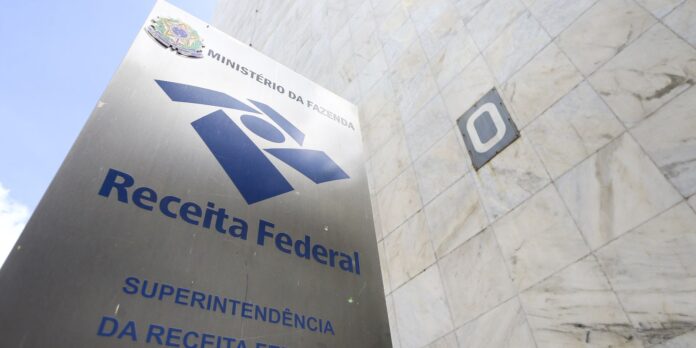 Receita Federal classifica 17 novas empresas como devedoras contumazes