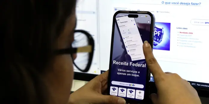Receita Federal libera nesta sexta-feira terceiro lote de restituição do IR 2026