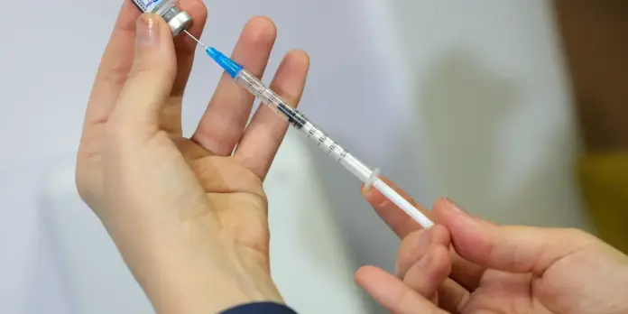 Campanha destaca a importância da imunização contra o vírus responsável pela bronquiolite