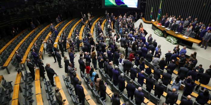 Um terço dos partidos apresentou explicações sobre o controle de emendas parlamentares