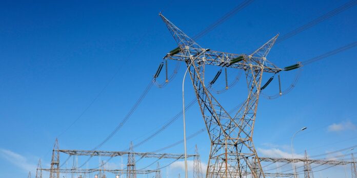 Comitê adianta geração de energia para mitigar efeitos do El Niño