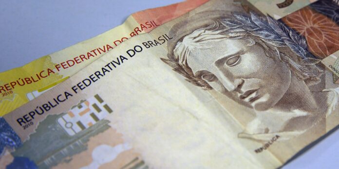 Saques da poupança superam depósitos em R$ 39,3 bilhões no primeiro semestre