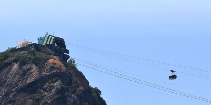 Justiça decide pela manutenção da suspensão das obras de tirolesa no Pão de Açúcar