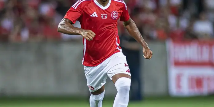 Victor Gabriel é suspenso pelo STJD até retorno de Gabriel Pec aos treinos