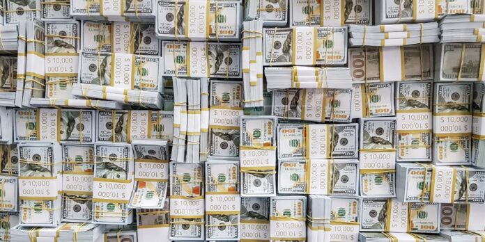 Dólar recua para R$ 5,14 com melhora nas condições do mercado externo