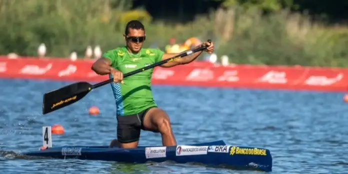 Isaquias Queiroz não conquista medalha no Mundial de Canoagem na Polônia