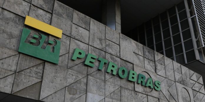 Petrobras registra lucro líquido de R$ 52,4 bilhões no segundo trimestre
