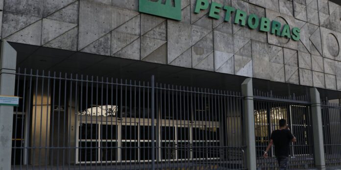 Petrobras inicia negociações para exploração em Gana visando expansão na África