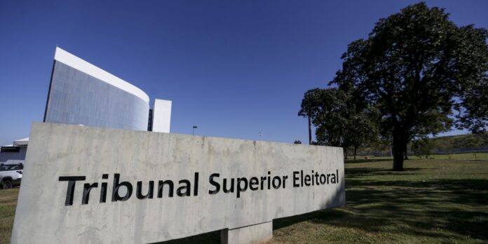 TSE institui conselho para acompanhar desinformação e inteligência artificial nas eleições