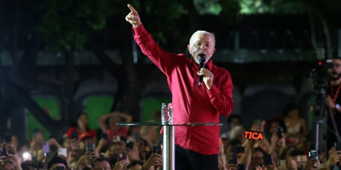 Lula sugere a criação do Ministério da Segurança e aumento real do salário mínimo