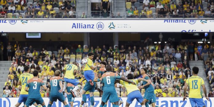 Brasil enfrenta Austrália em novo amistoso após empate no último confronto