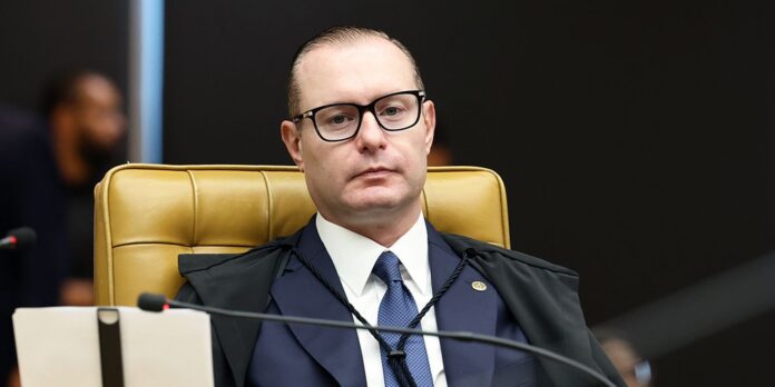 Zanin solicita posicionamento da Anatel sobre acesso à internet durante as eleições