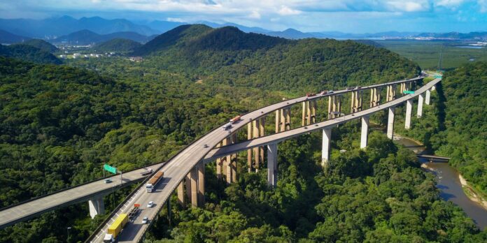 Brasil planeja dobrar investimentos para eliminar déficit em infraestrutura