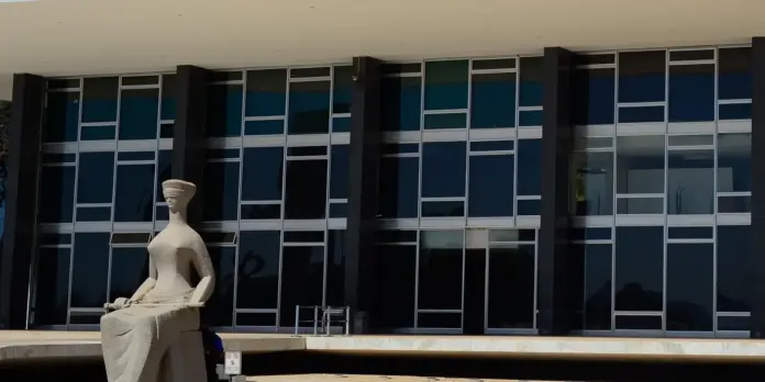 Deputado Cezinha de Madureira é investigado por negociação de acesso a ministros do STF, segundo PF