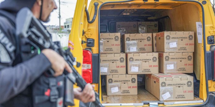 Justiça Eleitoral finaliza preparação das urnas para as eleições