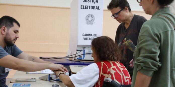 Primeiro turno registrou aumento de 43% no número de eleitores com 70 anos ou mais