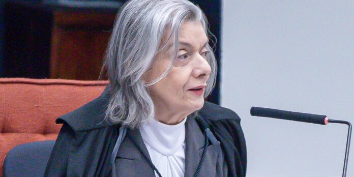 Ministra nega pedido de transporte interestadual durante as eleições