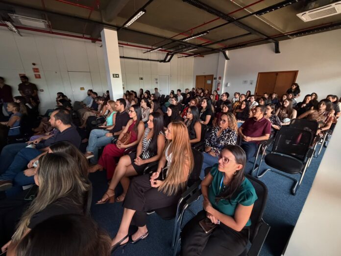 Teatro, oficinas e feira de produções autorais animam o Dia do Servidor na Sedes-DF