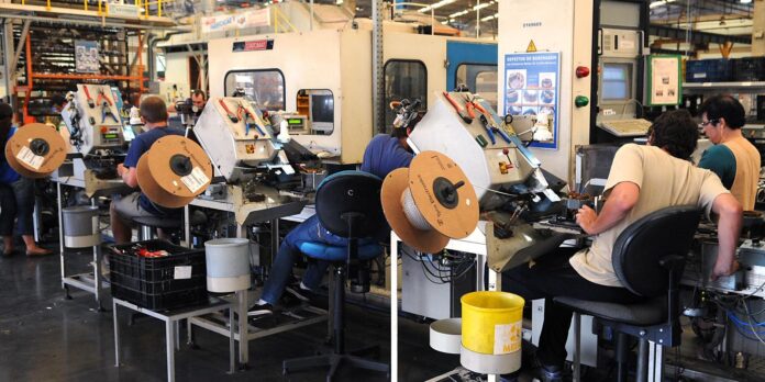 Atividade econômica registra crescimento de 0,3% em agosto, segundo IBC-Br