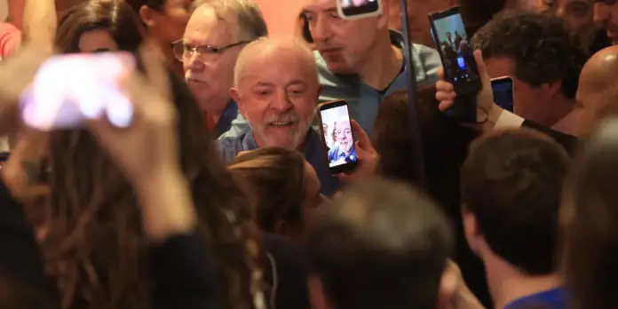 Lula agradece apoio recebido e menciona desafios enfrentados devido a interferências externas