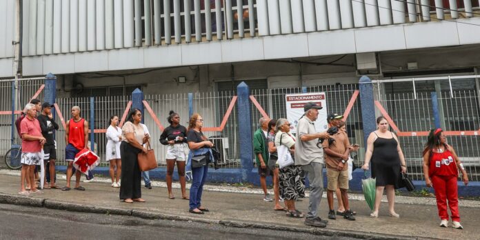 Centrais sindicais apontam problemas na disponibilidade de ônibus durante o dia da eleição